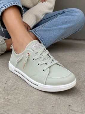 Skechers BOBS Mint Green Sneakers Memory Foam Vegan Slip-On Lace Shoes NWT